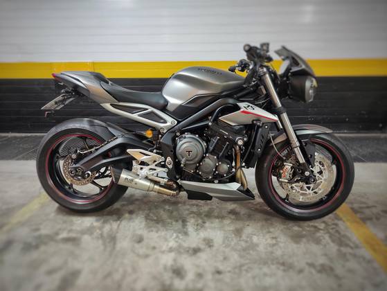 TRIUMPH STREET TRIPLE 765 RS TRIUMPH STREET TRIPLE 765 RS